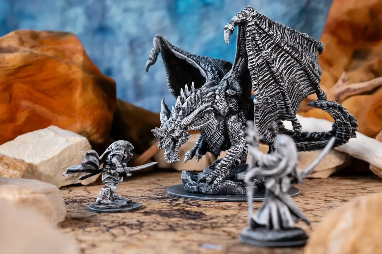 Heroes fighting with a dragon