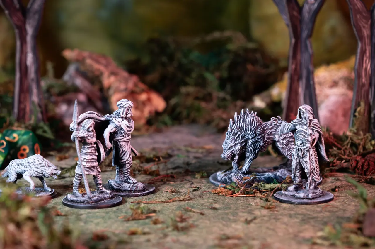 Kanno and Mona encountering Kayu and his beast